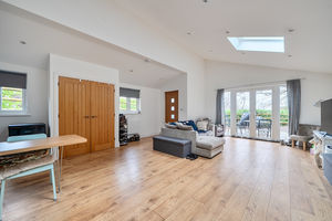 Photo 13- click for photo gallery